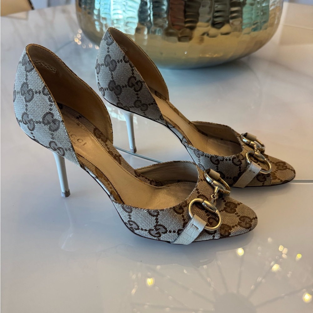 Gucci Women's Beige and Brown Patterned Heels